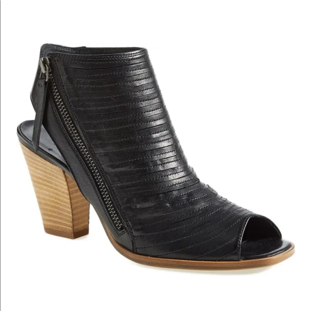 Paul Green Black Cayanne Leather Peep Toe Sandal Heels Size 7.5